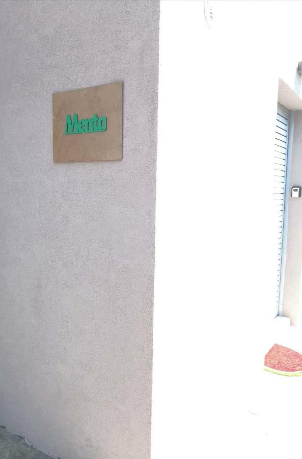 Menta Apartment Nea Iraklitsa Eksteriør billede